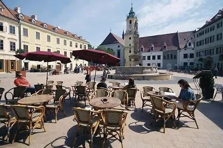 1-bedroom Floor In Heart Of Old Town Apartmán Bratislava