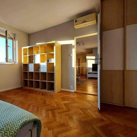 公寓 1-bedroom Floor In Heart Of Old Town *