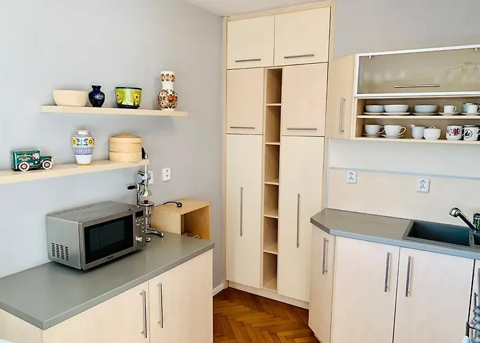 1-bedroom Floor In Heart Of Old Town 公寓 *