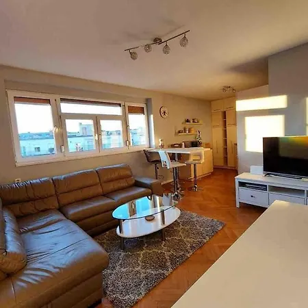 1-bedroom Floor In Heart Of Old Town Lejlighed Bratislava